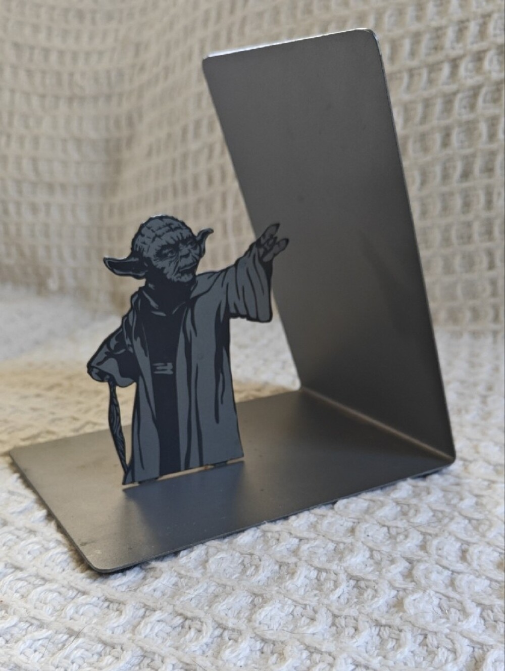 Yoda Gray Metal Bookend (Hallmark/Disney/Star Wars) 6.5in